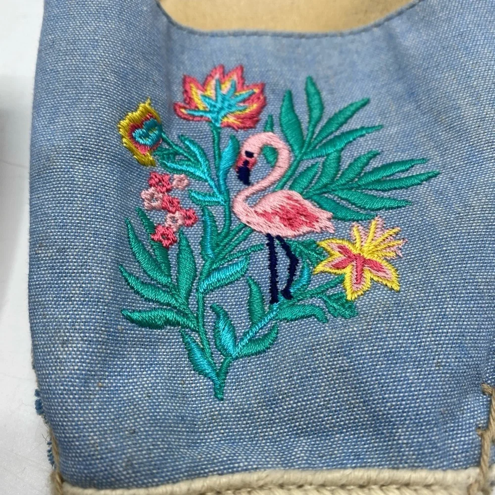 Flamingo Tropical  TALBOTS Izzy Espadrille Sandals Blue Chambray Embroidered 9.5